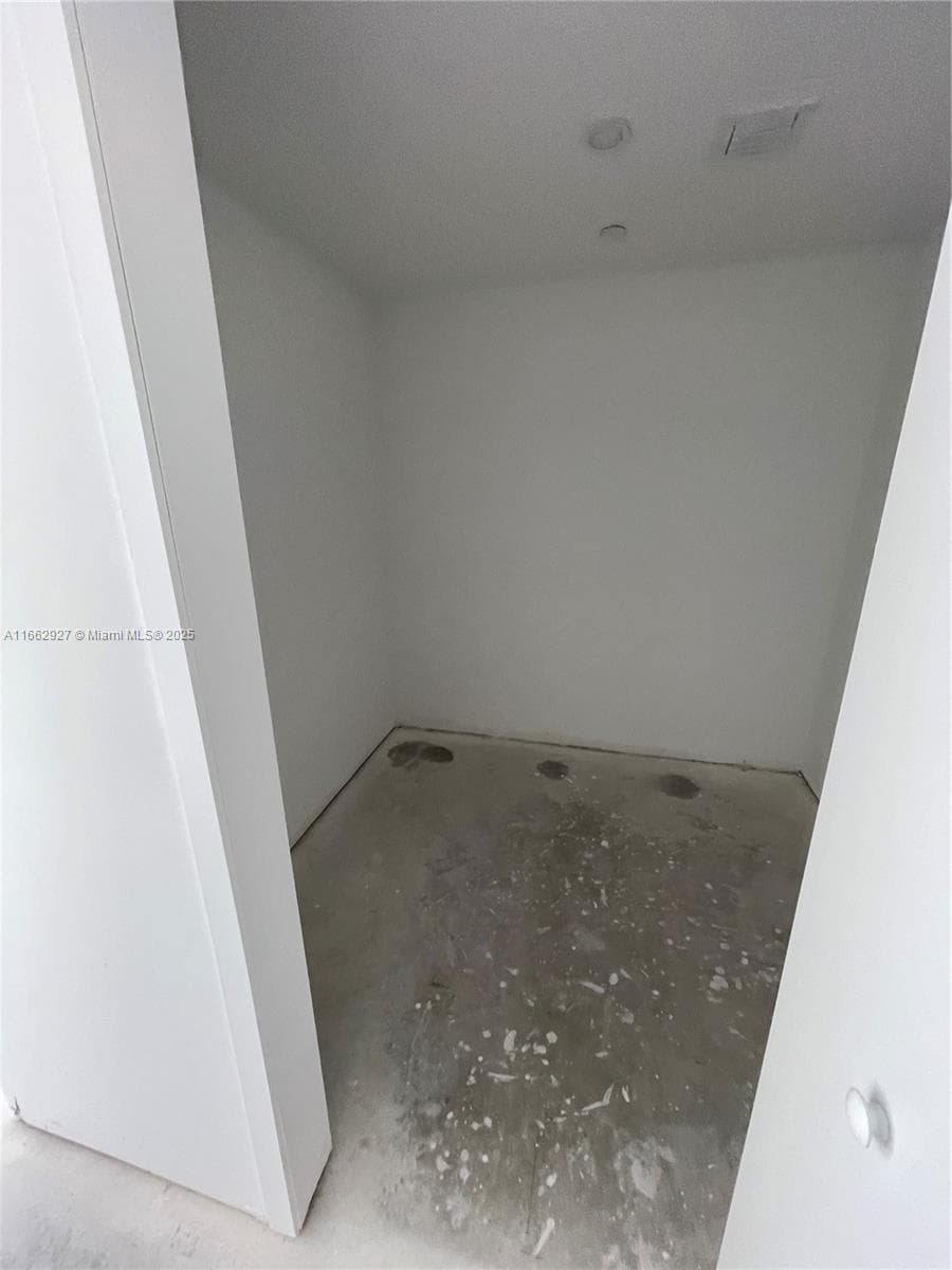 HIGHLANDS · #210 in North Miami Beach - Photo 9