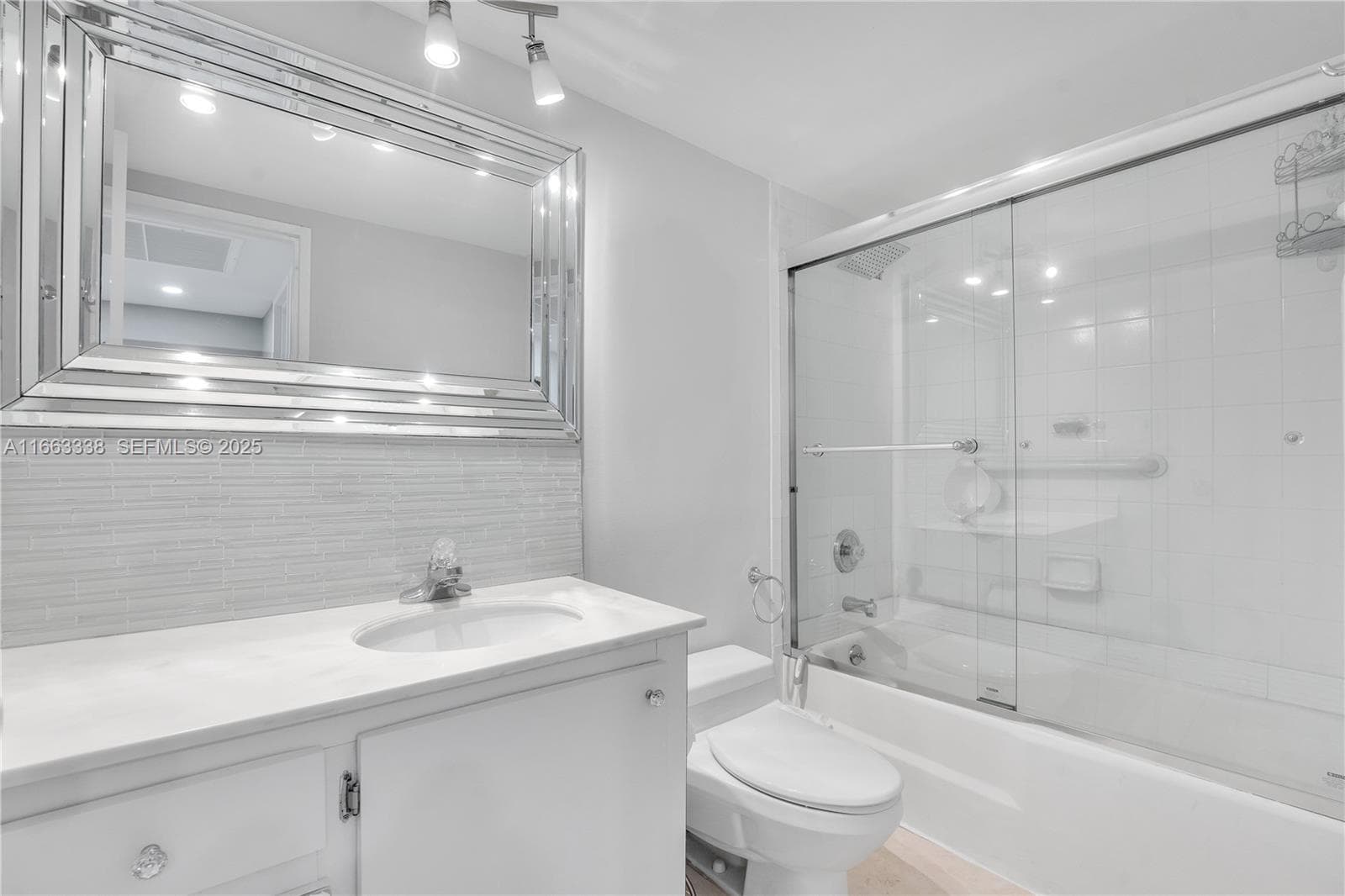 Seacoast 5151 · #925 in Miami Beach - Photo 18