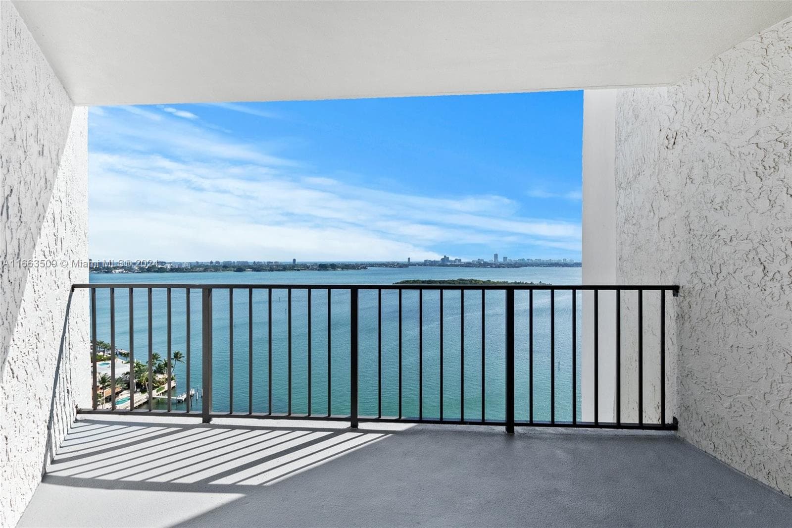 Cricket Club Condo · #2204 in Miami - Photo 2