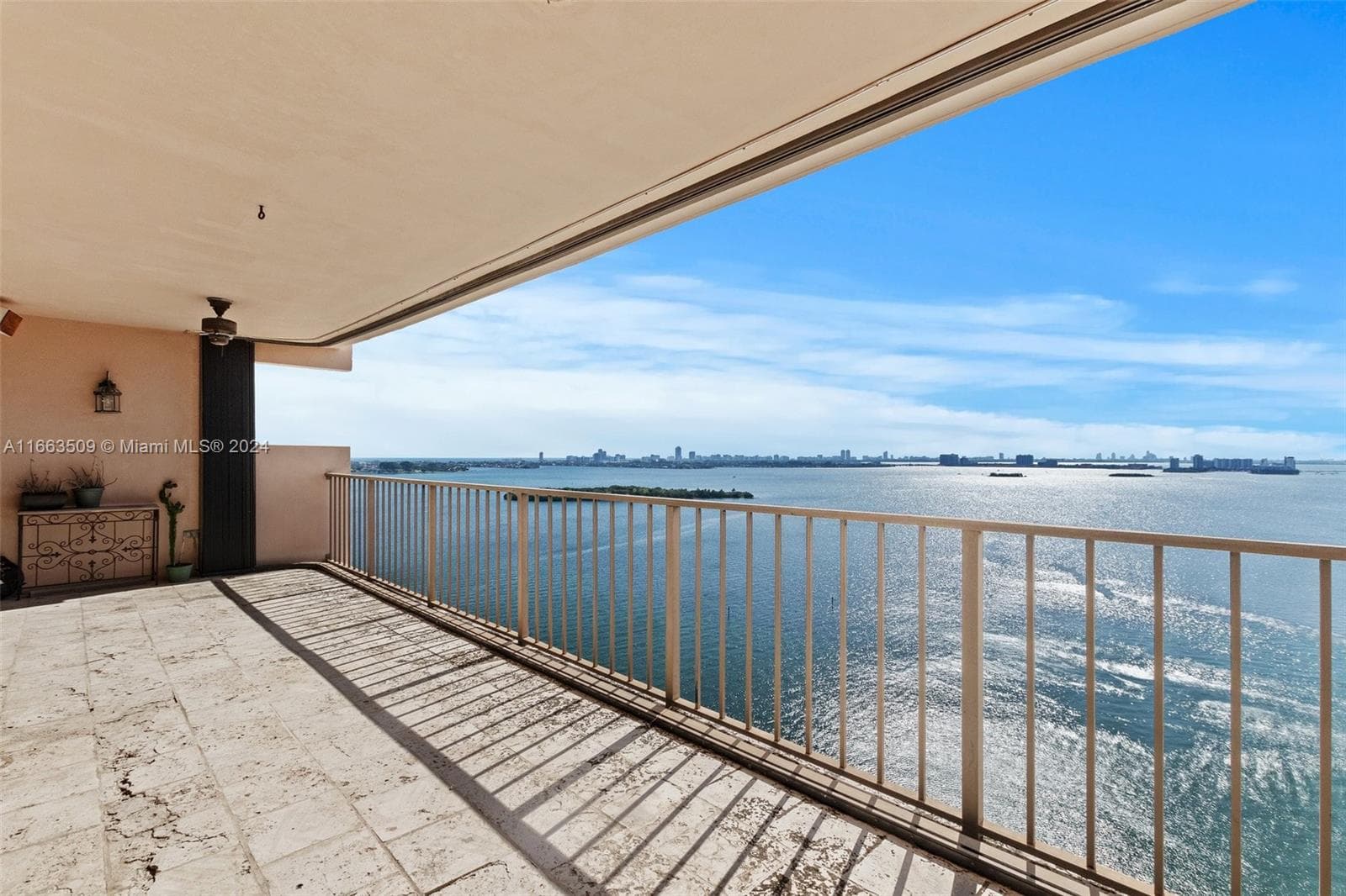 Cricket Club Condo · #2204 in Miami - Photo 3