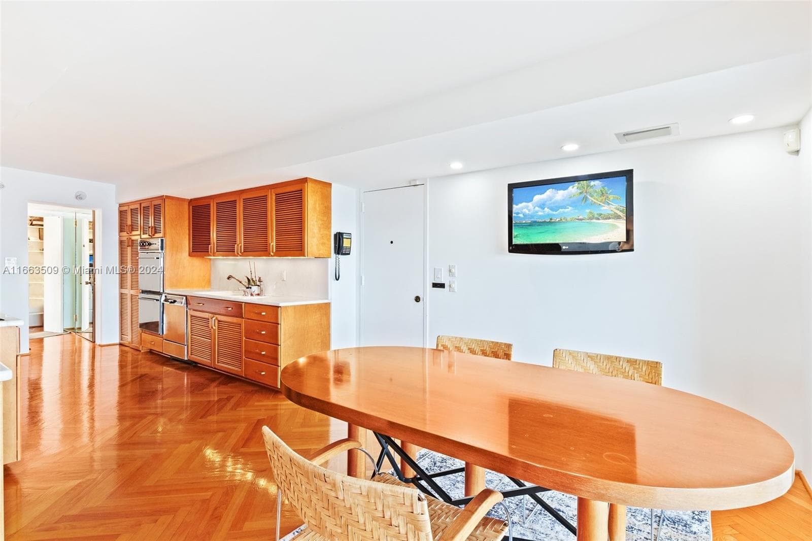 Cricket Club Condo · #2204 in Miami - Photo 11