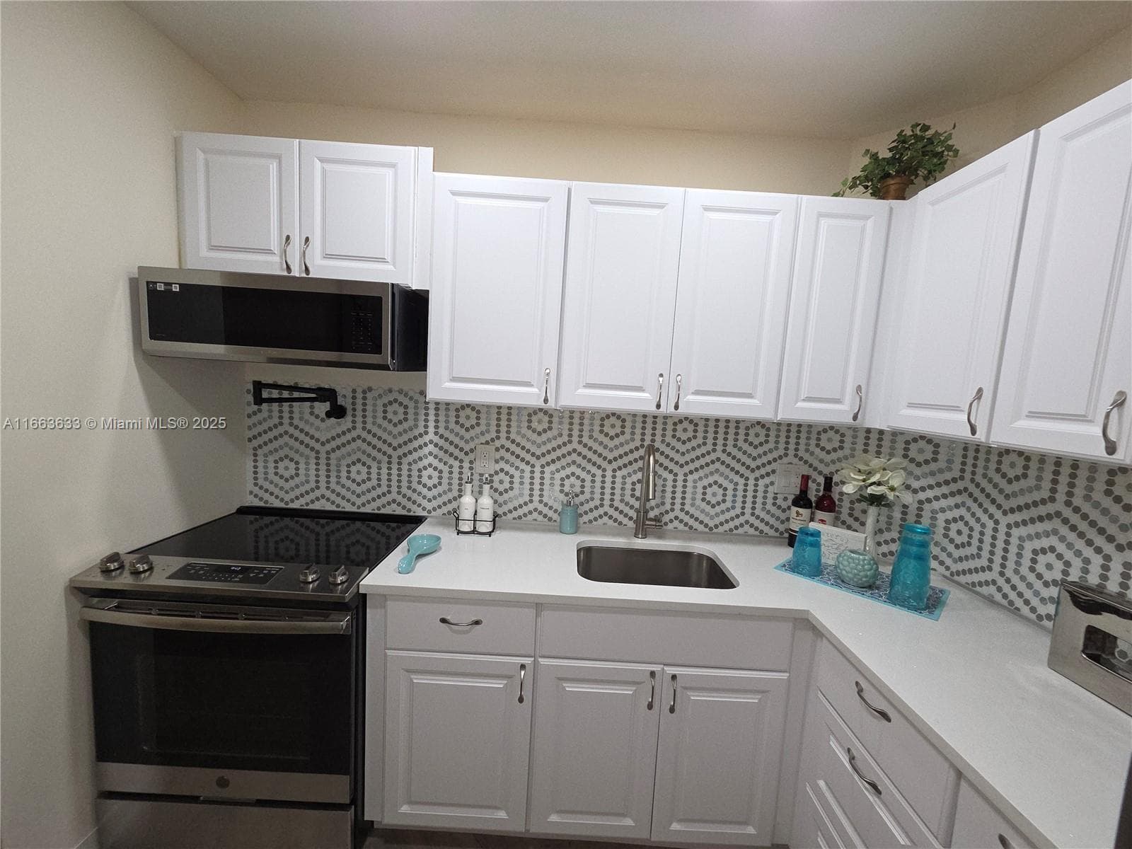 Oakland Grove Village · #218C in Oakland Park - Photo 6