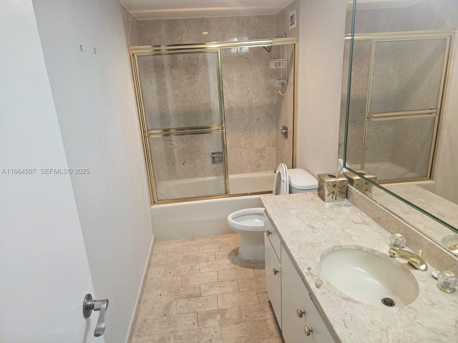 CRICKET CLUB CONDO · #401 in Miami - Photo 26