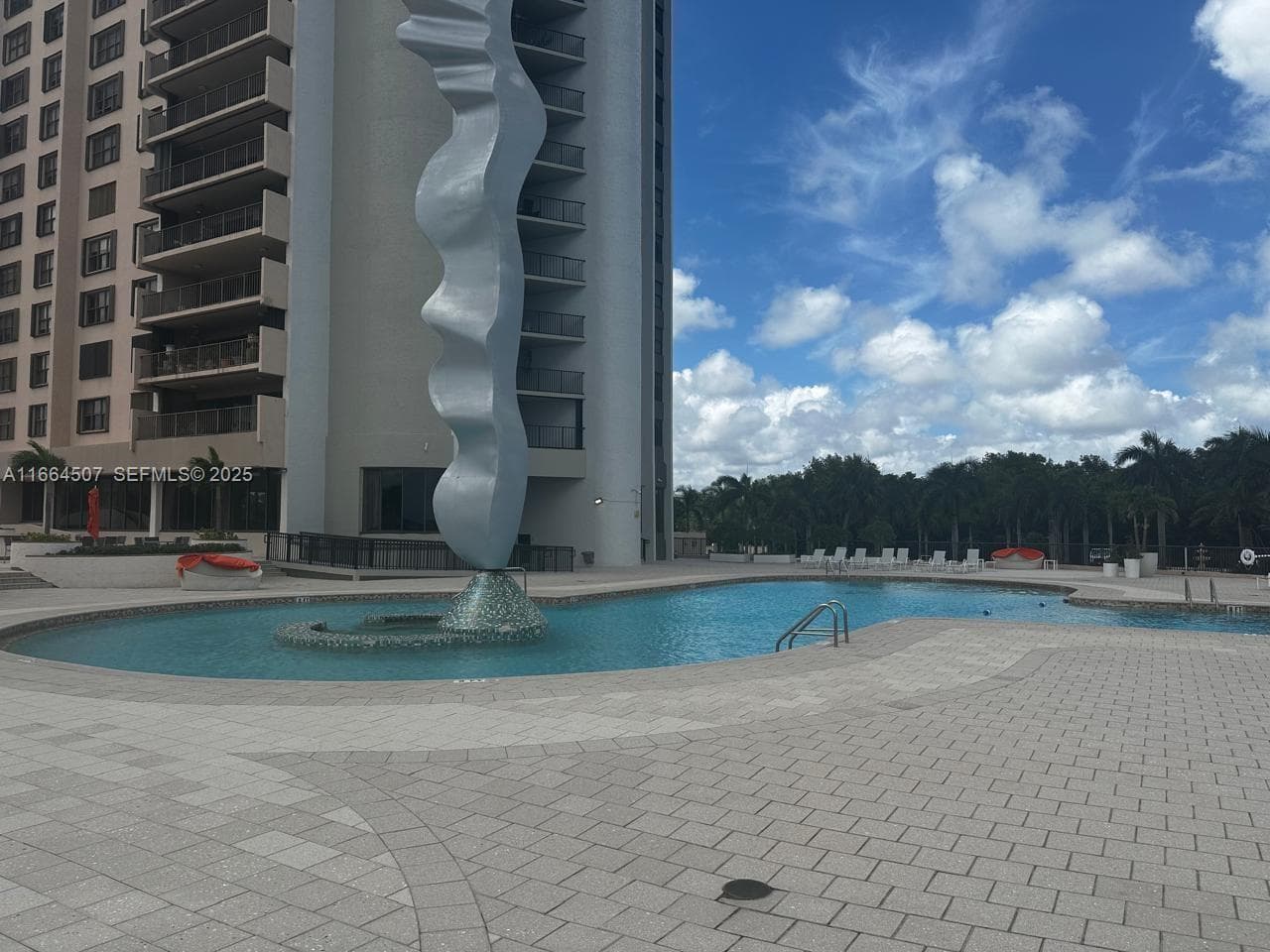 CRICKET CLUB CONDO · #401 in Miami - Photo 15