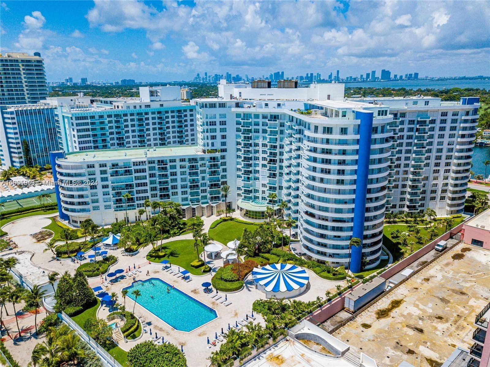 Seacoast 5151 · #505 in Miami Beach - Photo 3