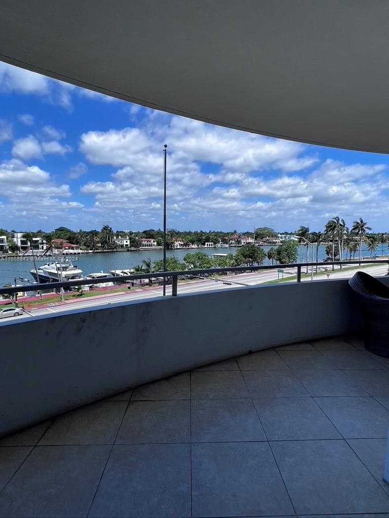 Seacoast 5151 · #505 in Miami Beach - Photo 10