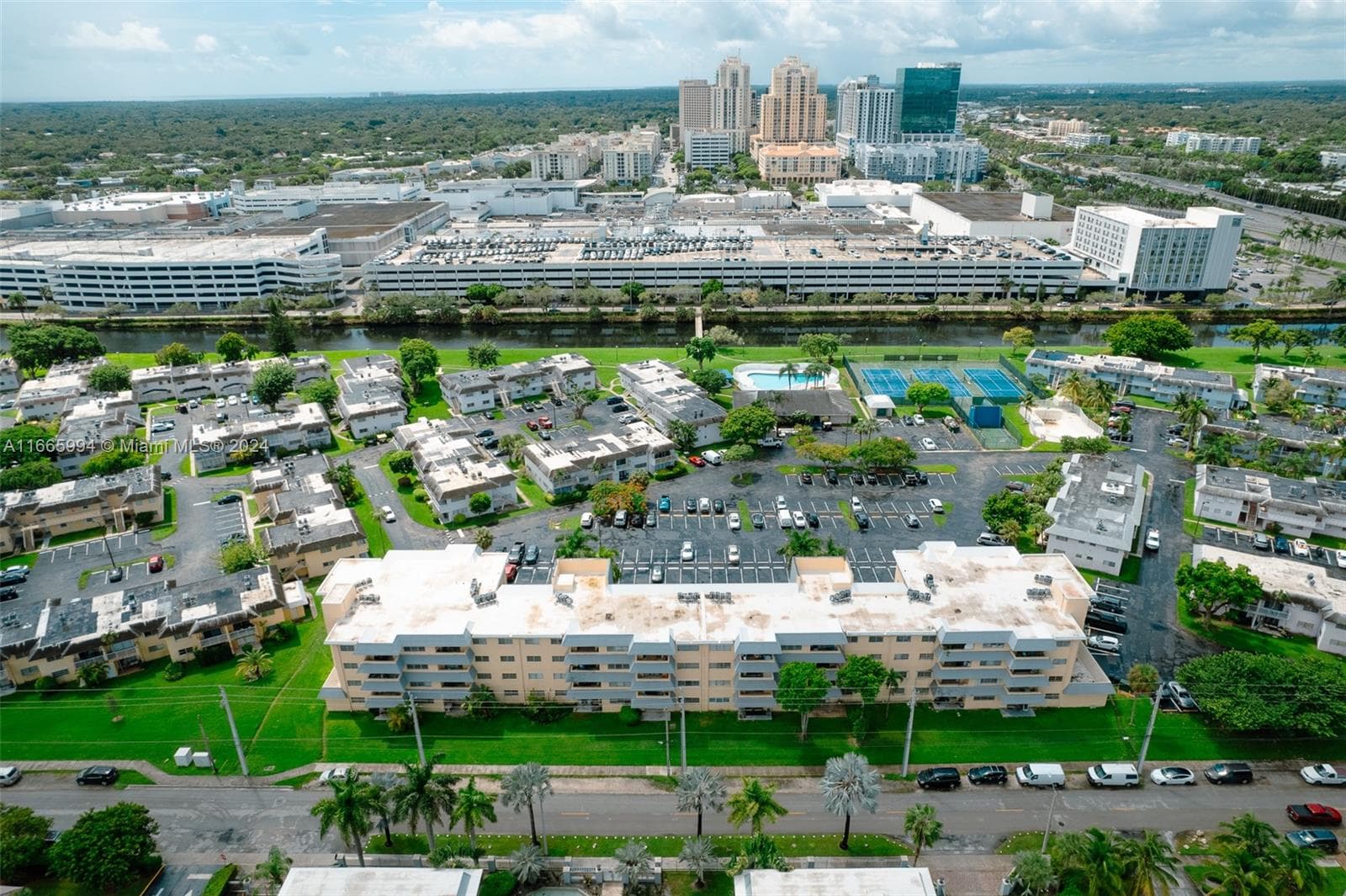 Village at Dadeland · #K302 in Miami - Photo 30