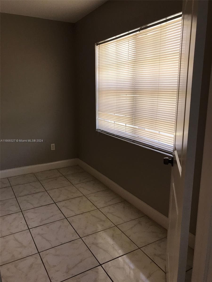 monterey village · #201-17 in Miami - Photo 23