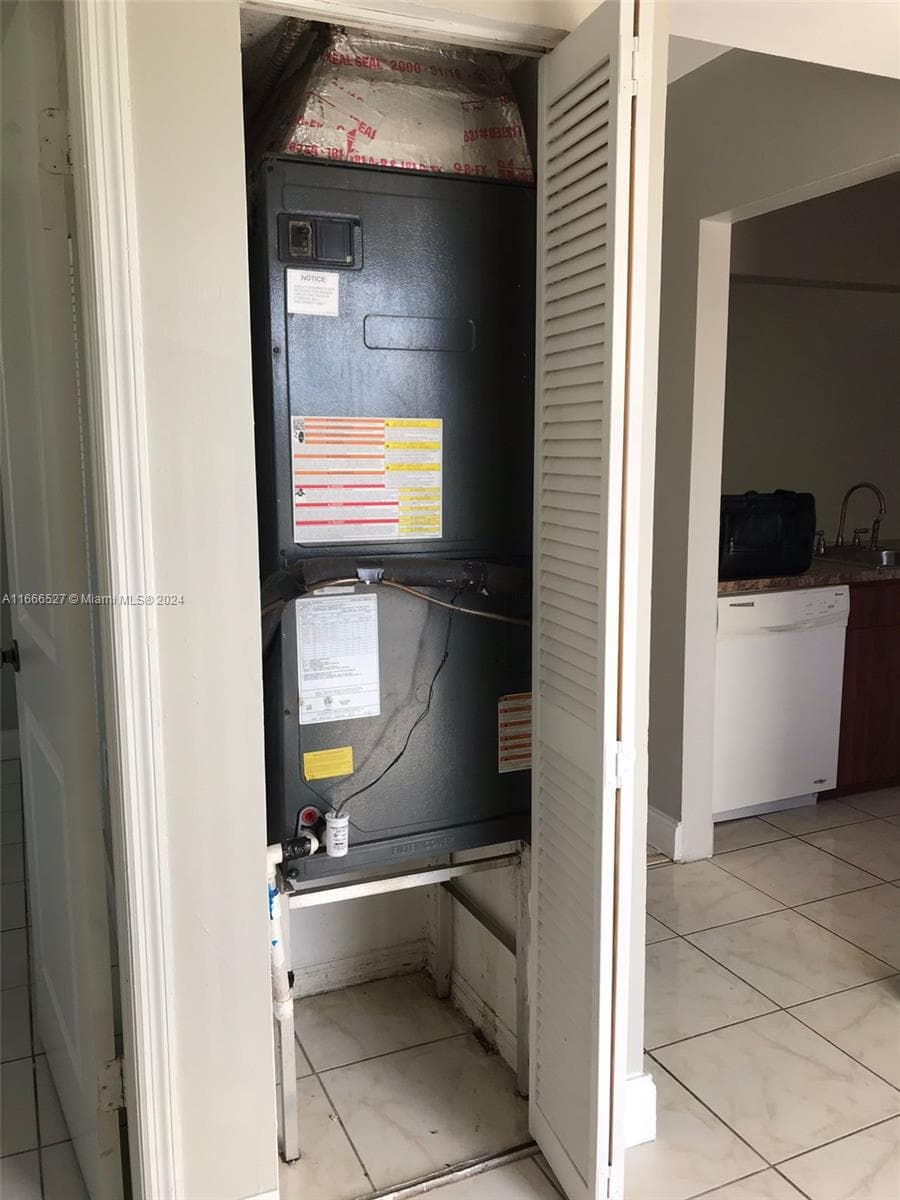 monterey village · #201-17 in Miami - Photo 14