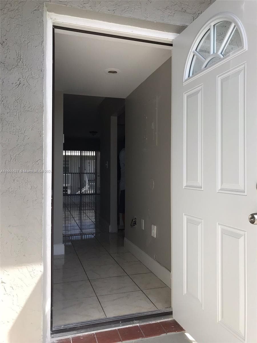 monterey village · #201-17 in Miami - Photo 4