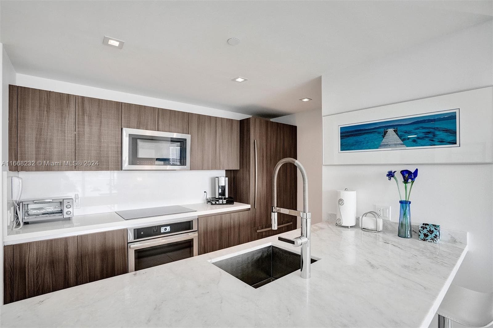 TIFFANY HOUSE CONDO · #813 in Fort Lauderdale - Photo 28