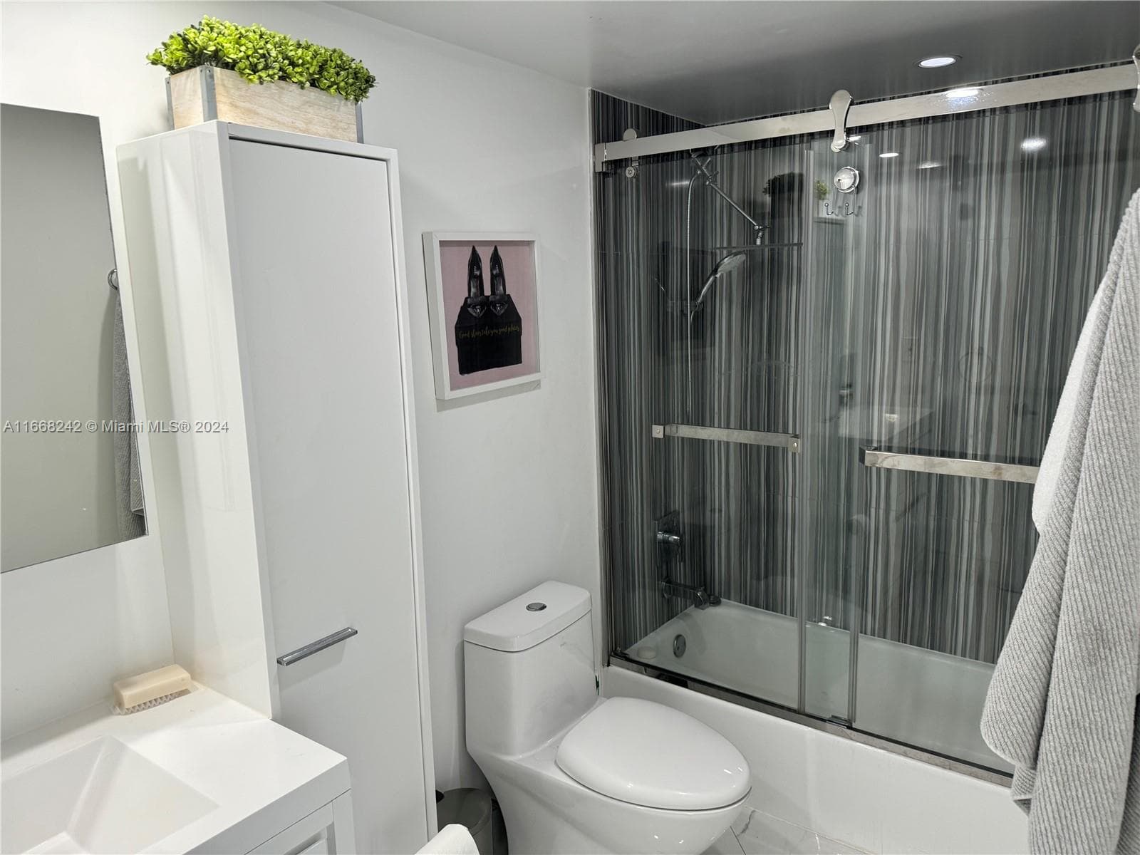 Ocean Reserve · #1208 in Sunny Isles Beach - Photo 10