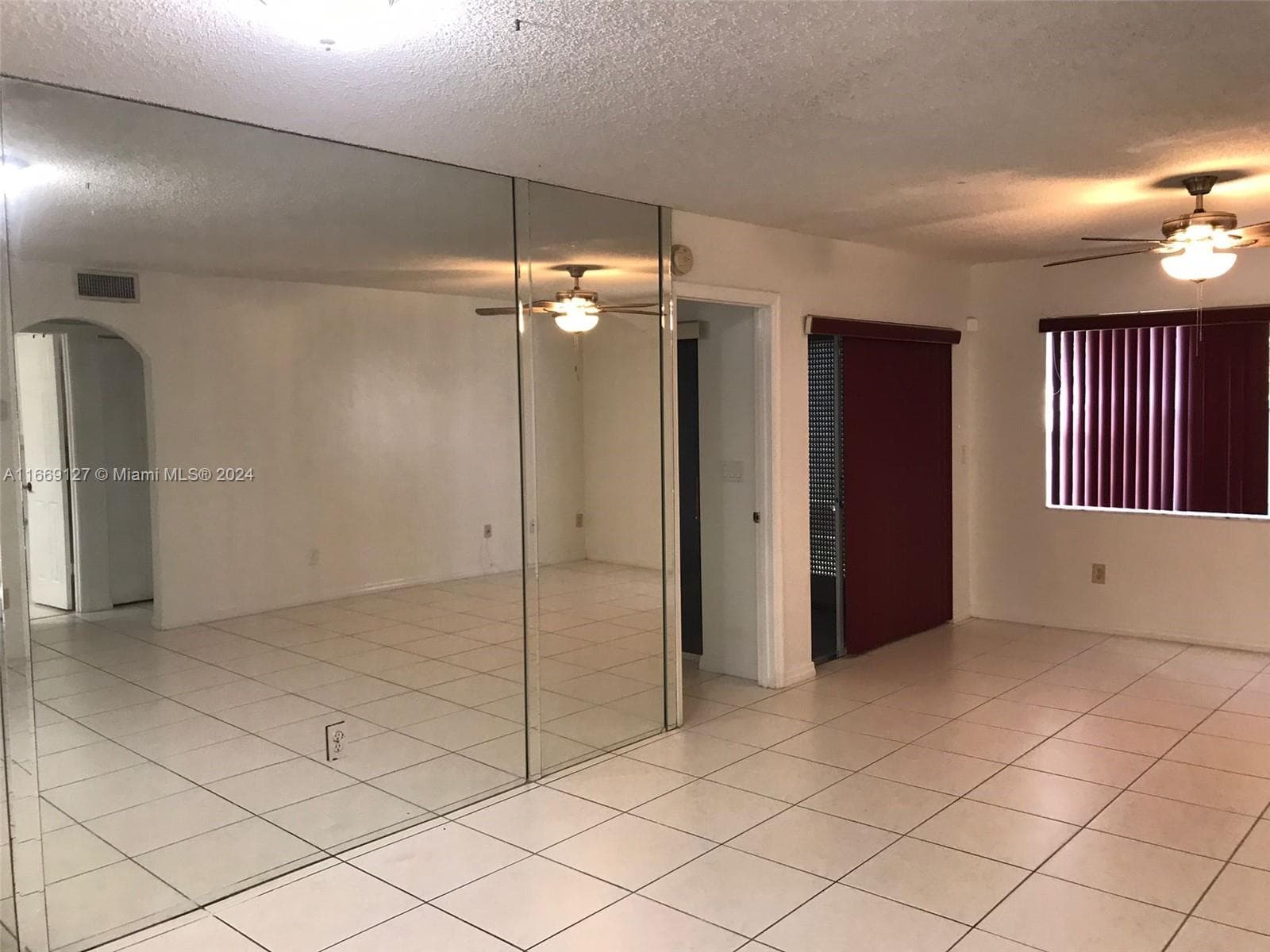MONTEREY VILLAGE · #104-25 in Miami - Photo 15