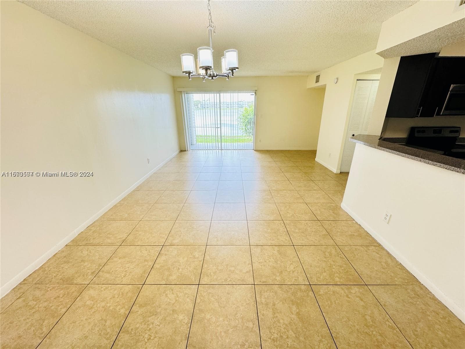SUMMERLAKE · #103 in Oakland Park - Photo 3