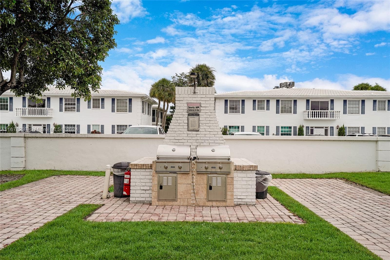 IMPERIAL POINT COLONNADES · #2303 in Fort Lauderdale - Photo 9