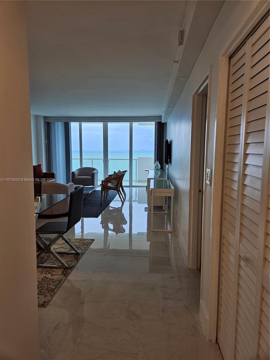 The Pavilion · #1605 in Miami Beach - Photo 10