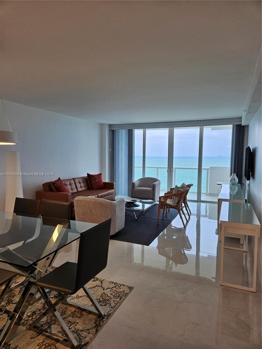 The Pavilion · #1605 in Miami Beach - Photo 4