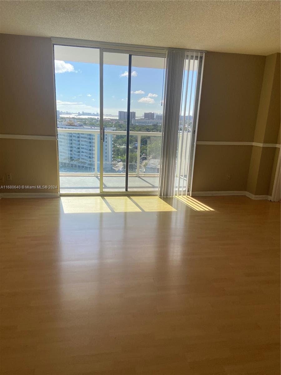 SAILBOAT KAY CONDO · #1506 in North Miami - Photo 7