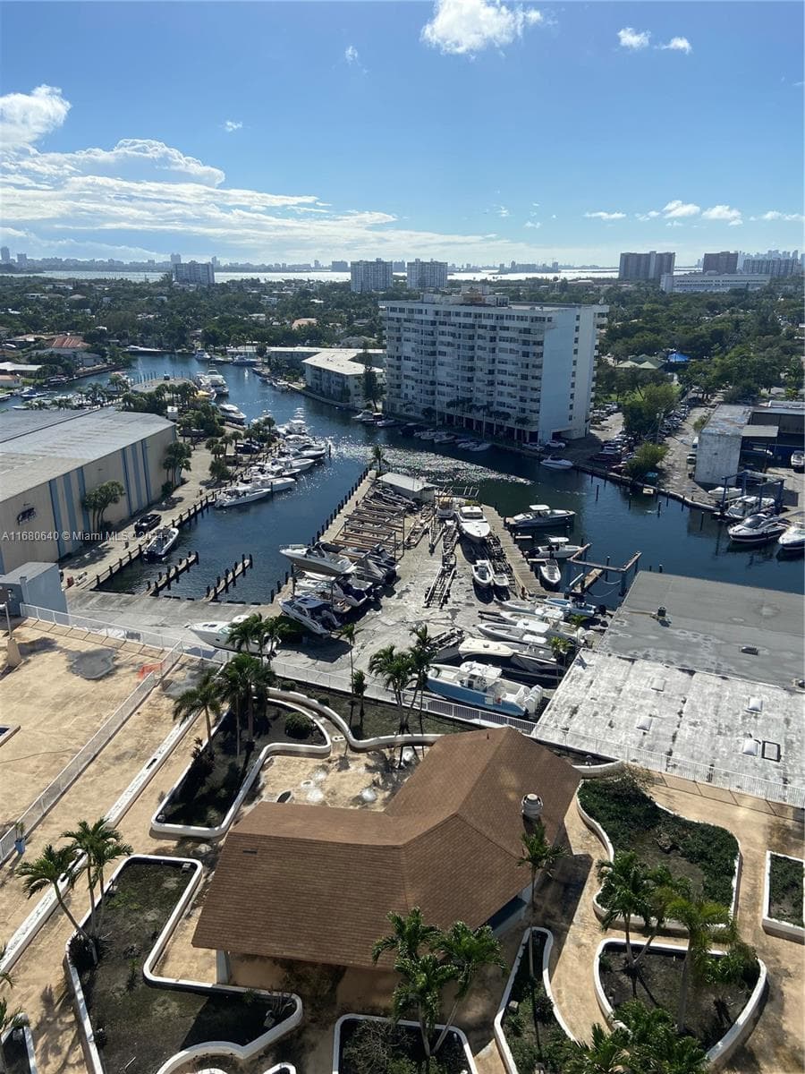 SAILBOAT KAY CONDO · #1506 in North Miami - Photo 8