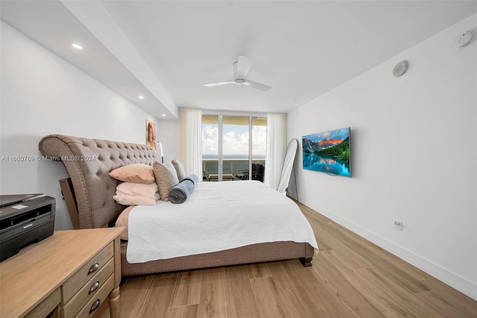 BEACH CLUB CONDO · #3202 in Hallandale Beach - Photo 13