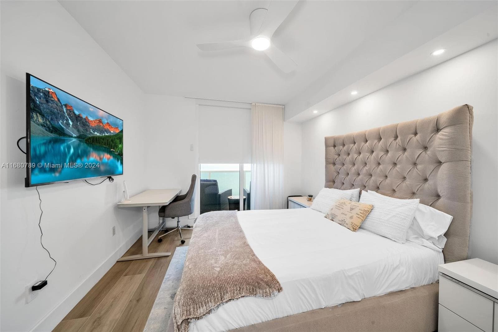BEACH CLUB CONDO · #3202 in Hallandale Beach - Photo 17