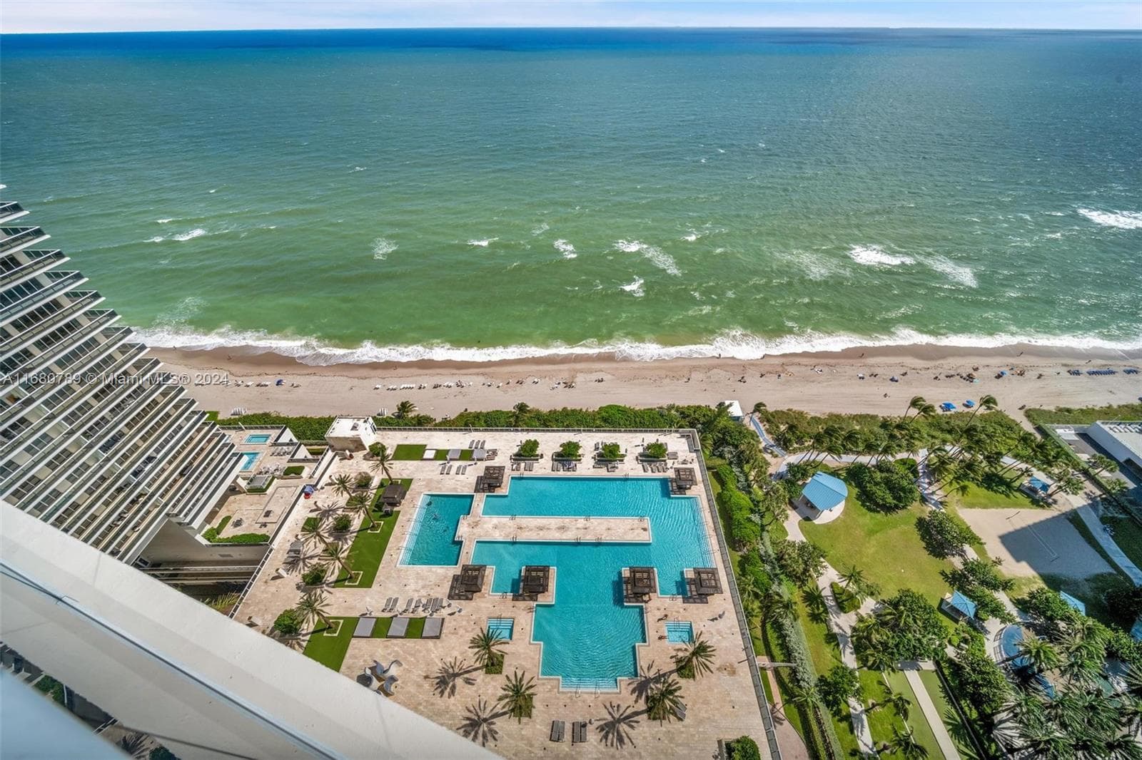 BEACH CLUB CONDO · #3202 in Hallandale Beach - Photo 25