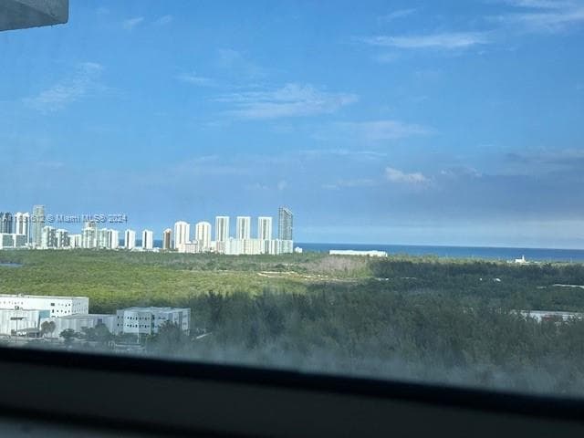 ONE FIFTY ONE BISCAYNE · #2204 in North Miami - Photo 23