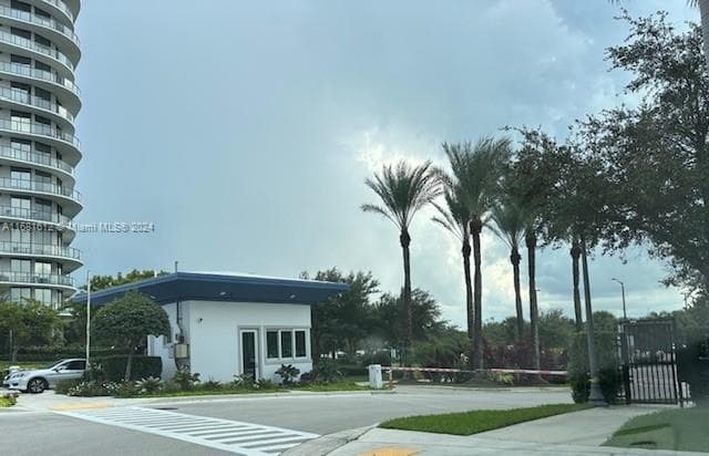 ONE FIFTY ONE BISCAYNE · #2204 in North Miami - Photo 32