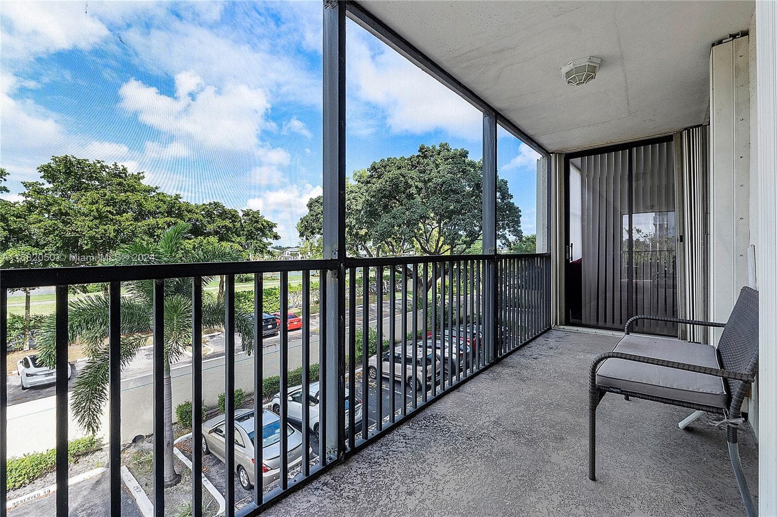 Lake Emerald · #315 in Oakland Park - Photo 30