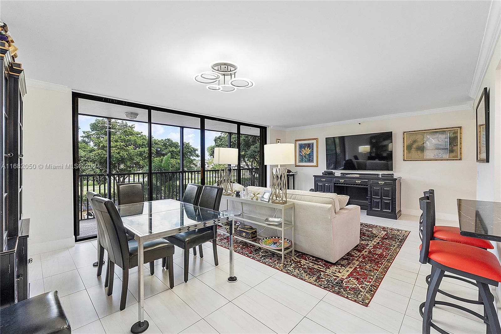 Lake Emerald · #315 in Oakland Park - Photo 18