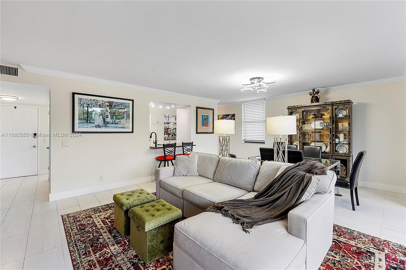 Lake Emerald · #315 in Oakland Park - Photo 15