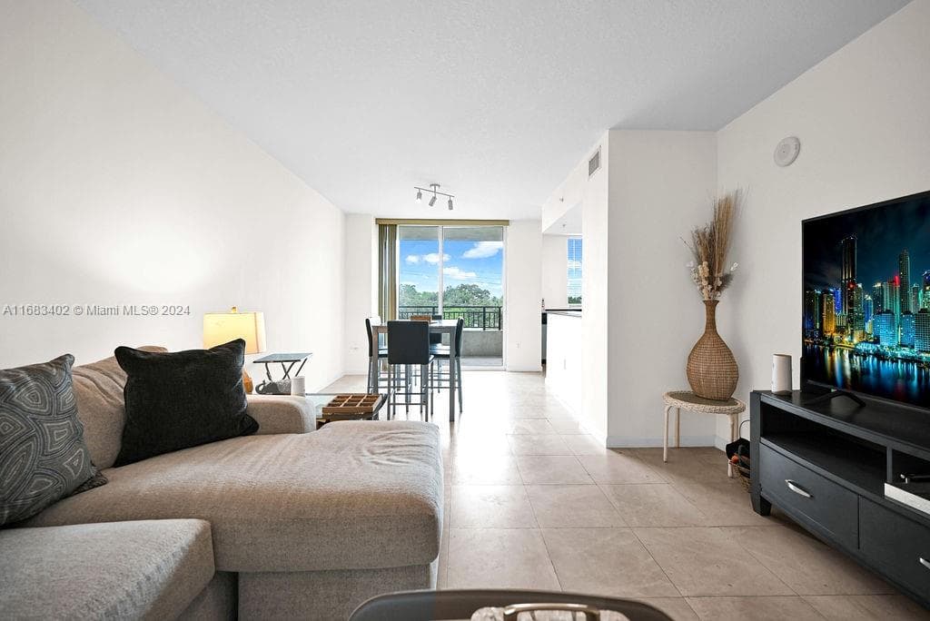 The Symphony · #312N in Fort Lauderdale - Photo 13