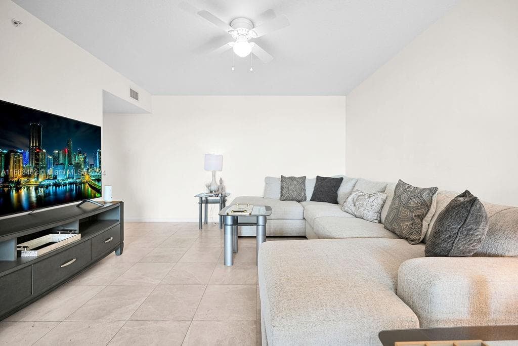 The Symphony · #312N in Fort Lauderdale - Photo 11