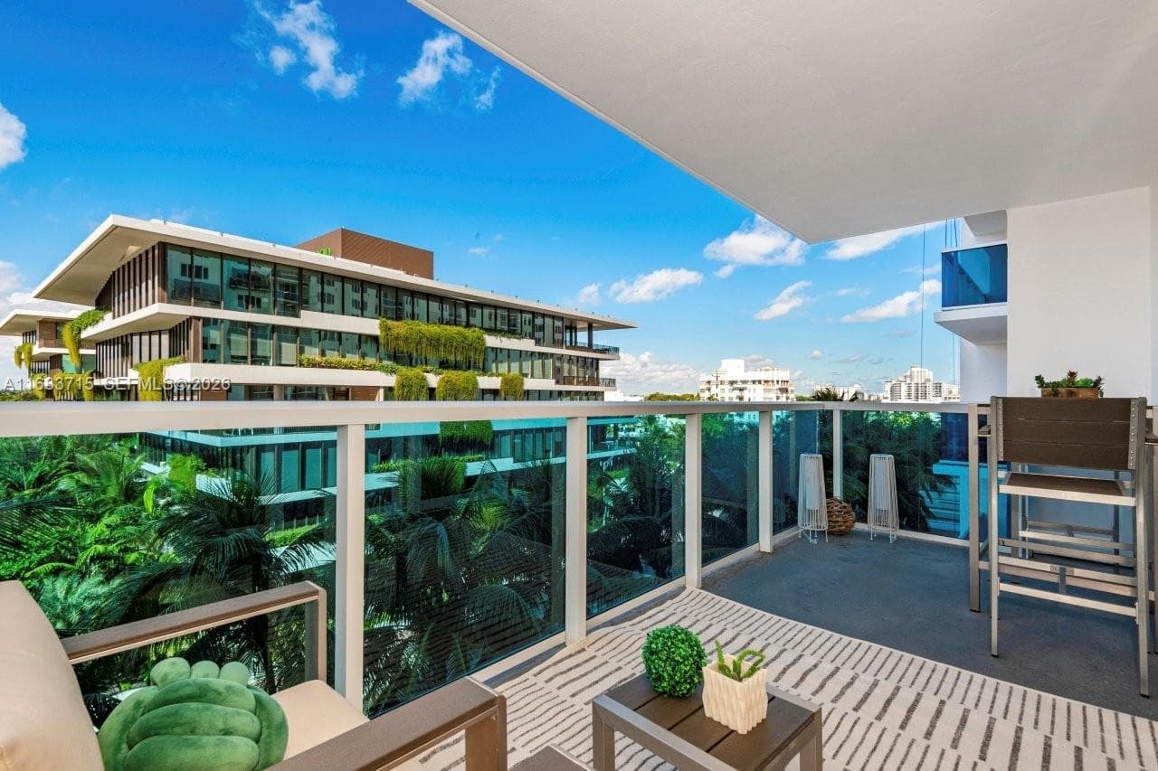 Roney Palace · #534 in Miami Beach - Photo 27