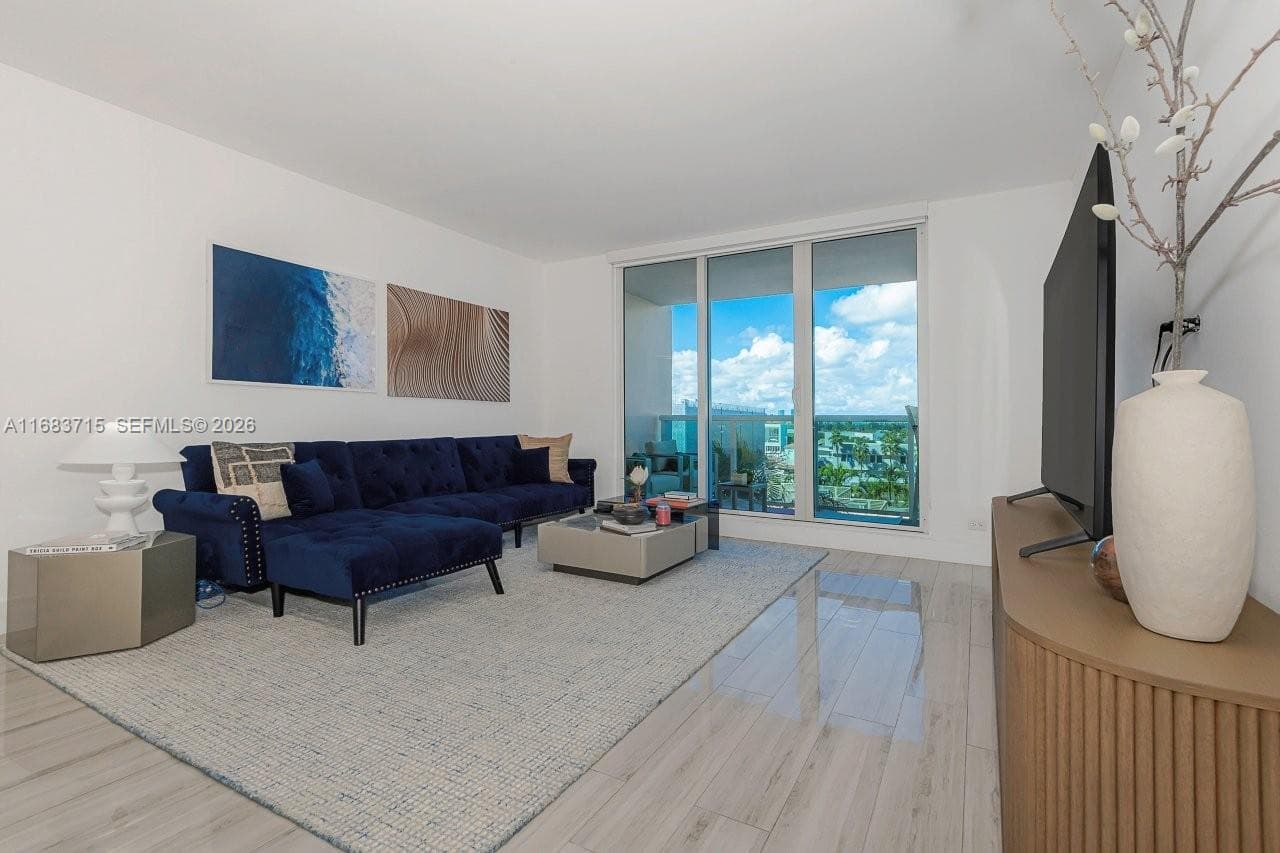 Roney Palace · #534 in Miami Beach - Photo 6