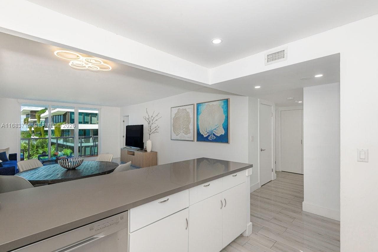 Roney Palace · #534 in Miami Beach - Photo 16