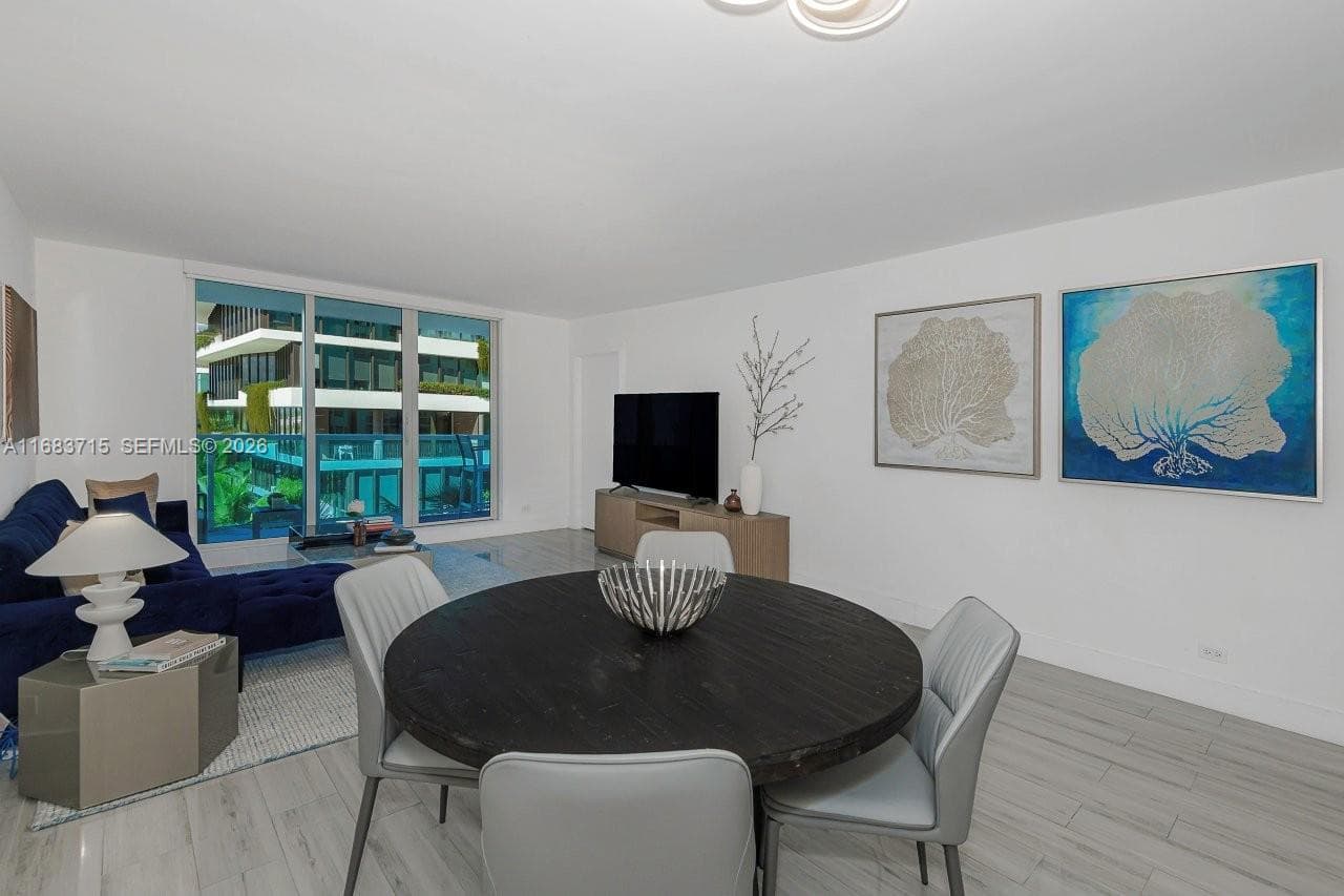 Roney Palace · #534 in Miami Beach - Photo 3