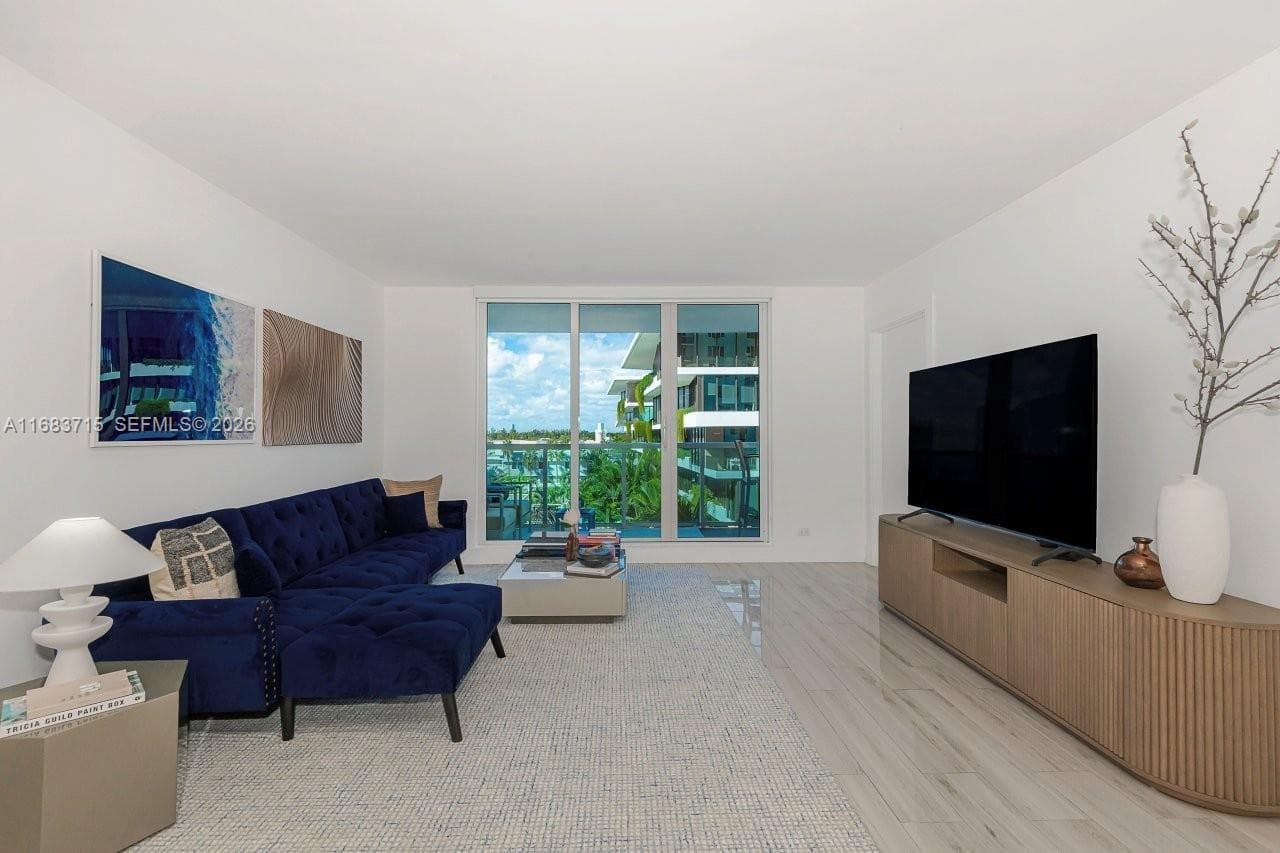 Roney Palace · #534 in Miami Beach - Photo 5