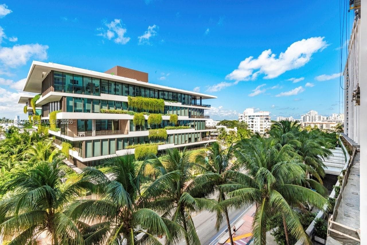 Roney Palace · #534 in Miami Beach - Photo 29