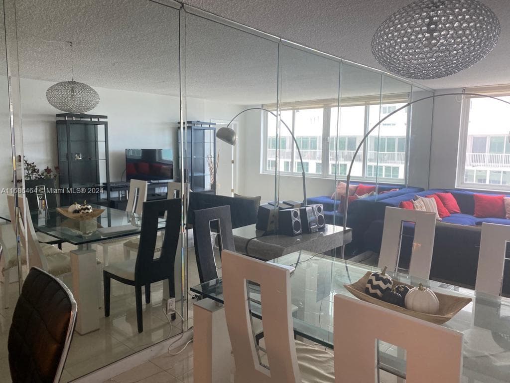 THE CARRIAGE HOUSE CONDO · #412 in Miami Beach - Photo 16