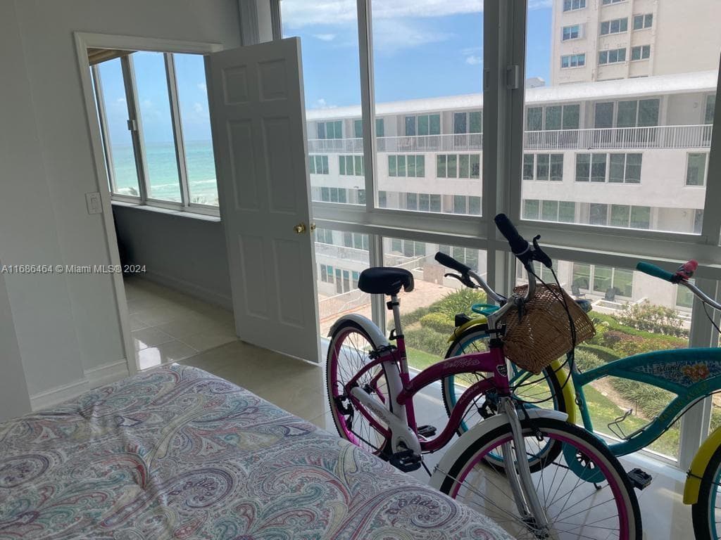 THE CARRIAGE HOUSE CONDO · #412 in Miami Beach - Photo 38