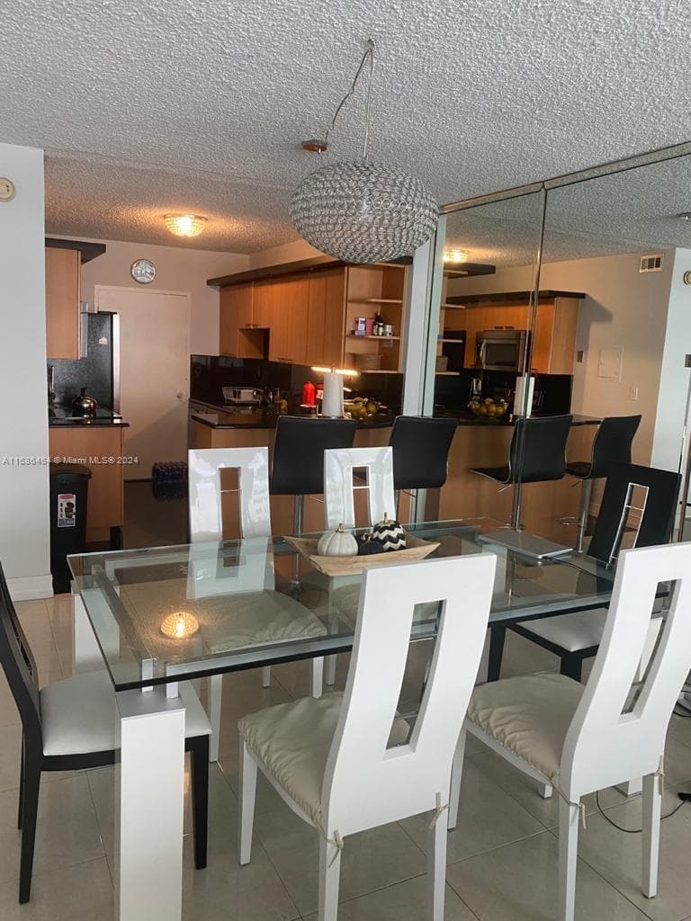 THE CARRIAGE HOUSE CONDO · #412 in Miami Beach - Photo 19