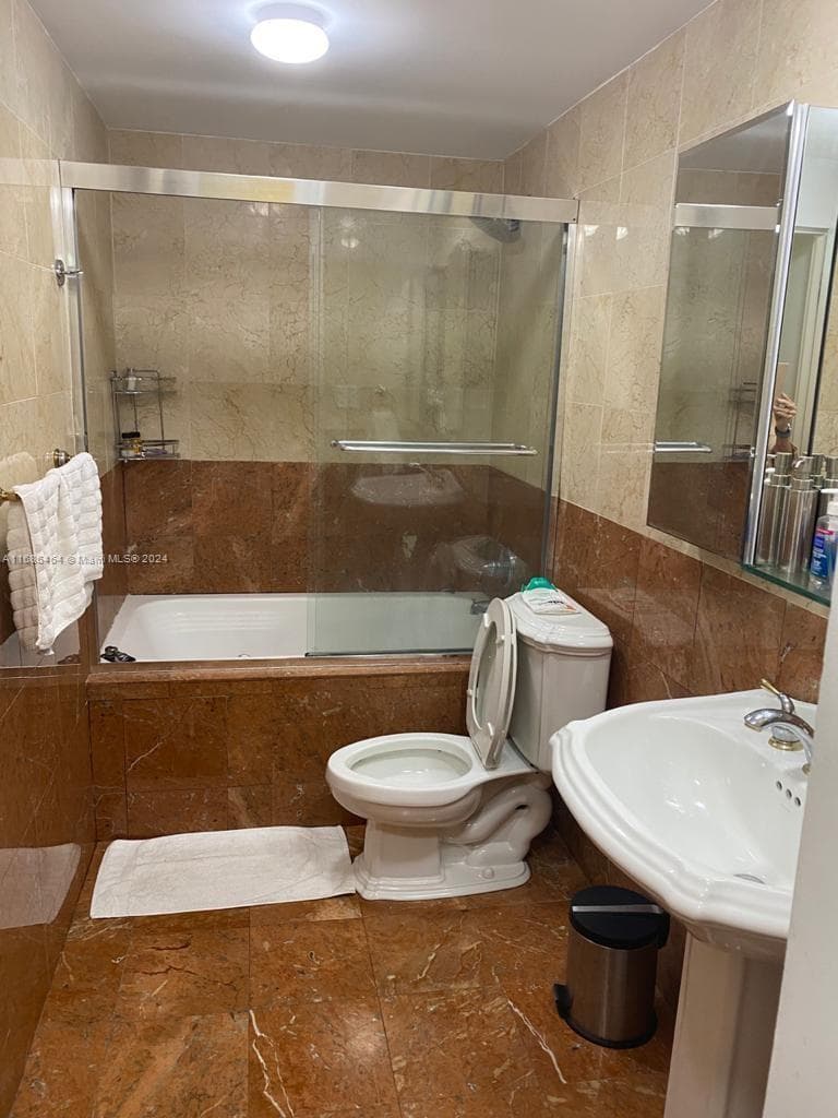 THE CARRIAGE HOUSE CONDO · #412 in Miami Beach - Photo 31