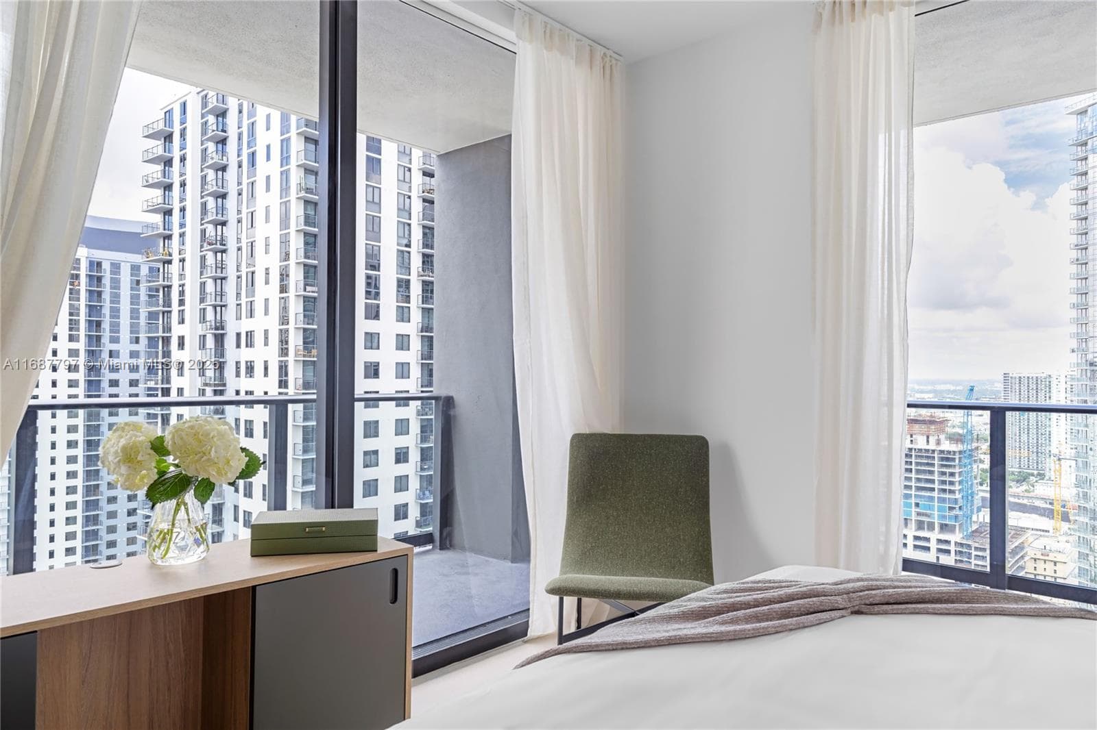 Gale Hotel & Residences (Natiivo) · #3002 in Miami - Photo 34