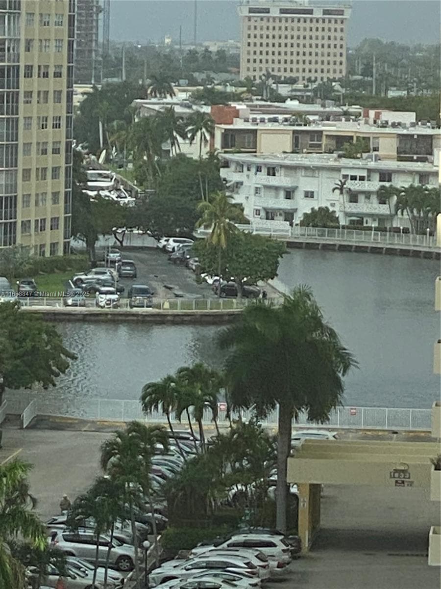 Beach Club · #810 in Hallandale Beach - Photo 9