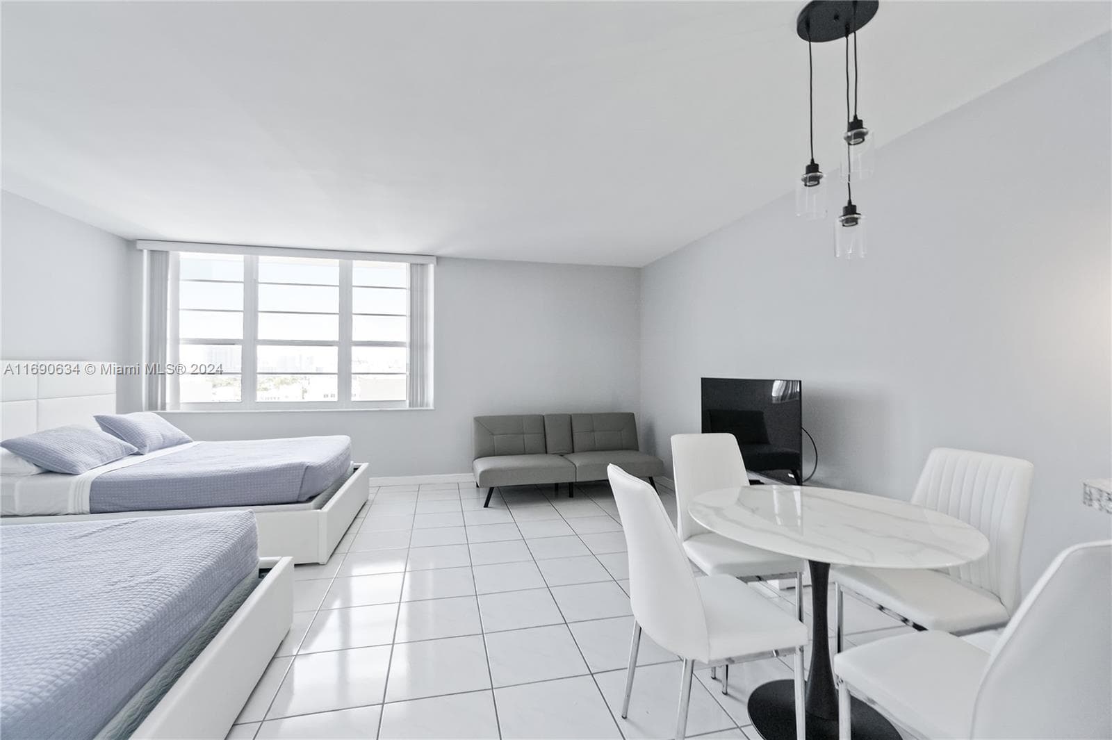 The Decoplage · #1016 in Miami Beach - Photo 2