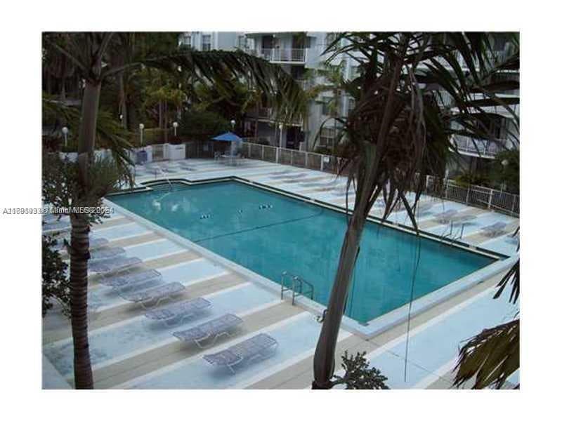 Montecarlo · #B-411 in Miami - Photo 7