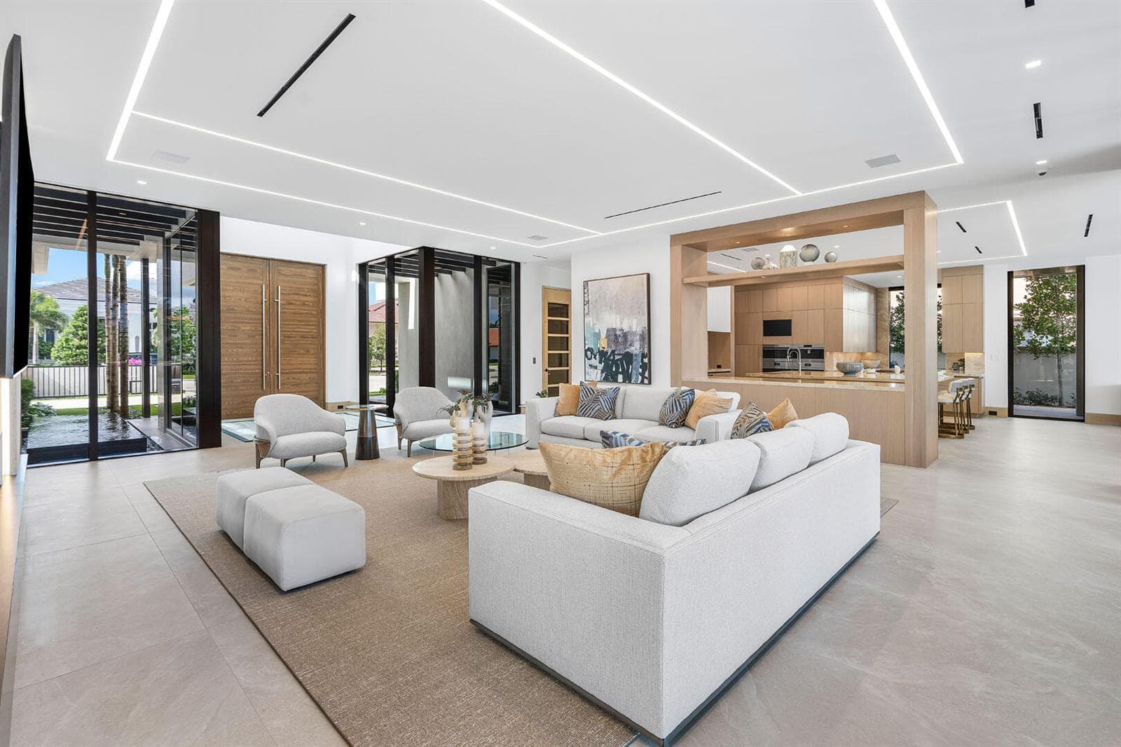 1520_Royal_Palm_Way_07
