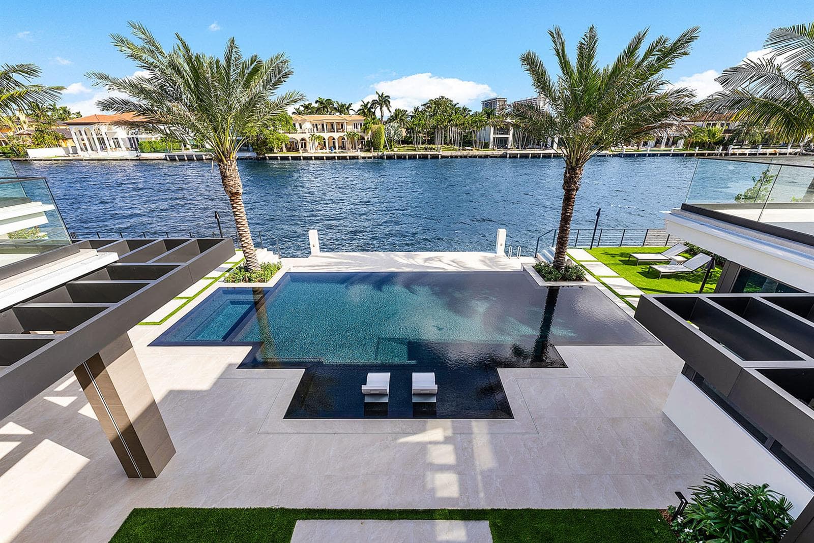 1520_Royal_Palm_Way_64