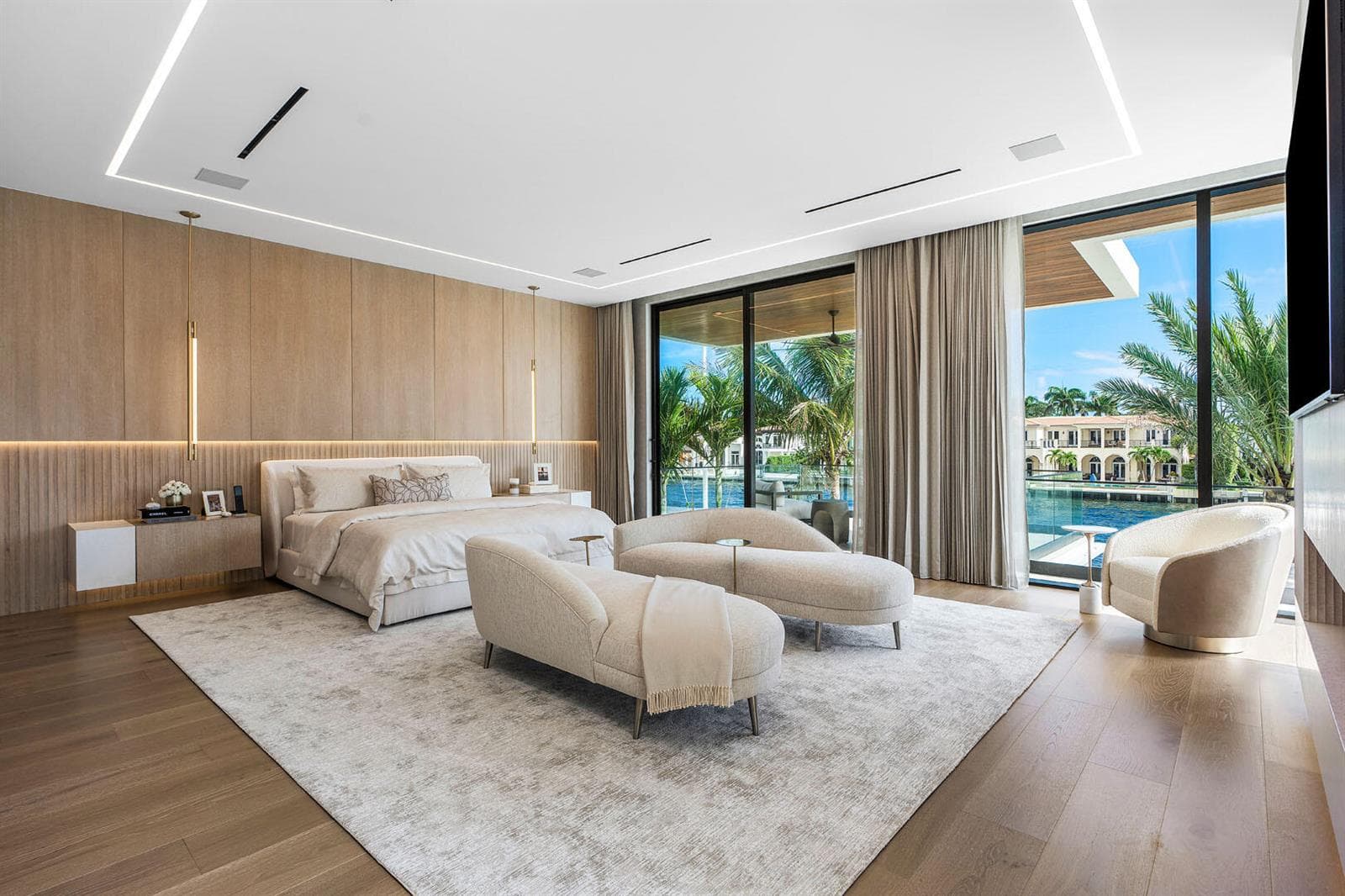 1520_Royal_Palm_Way_71